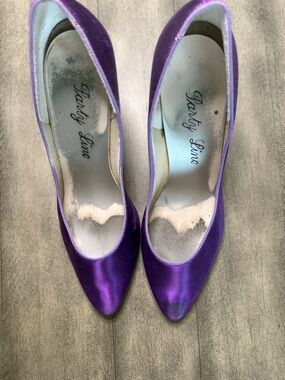 PartyLite Vibrant Purple Satin Pointed Pumps